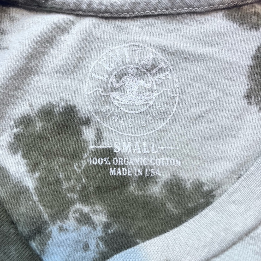 Levitate Tie Dye Crop Tee Shirt - Picture 4 of 4